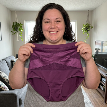 LUMIVE™ Premium-Shaping-Slip für den Unterbauch