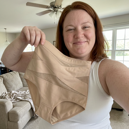 LUMIVE™ Premium-Shaping-Slip für den Unterbauch